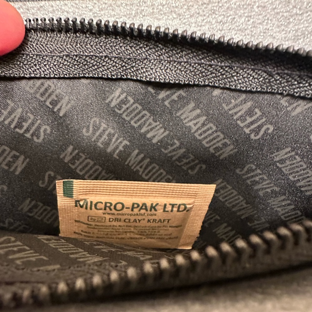 Steve Madden Black long Wallet NWT - Picture 7 of 7